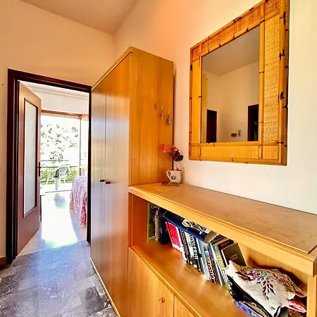 Hostdomus - Blue Wave Apartman *