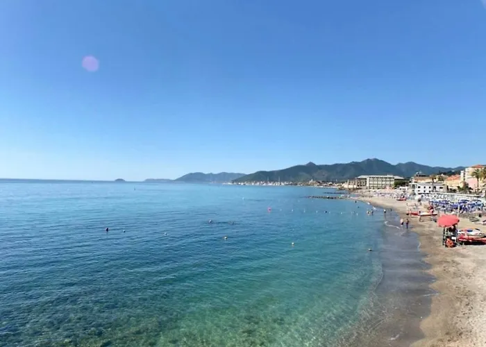 Out Finish Blue Wave Lejlighed *