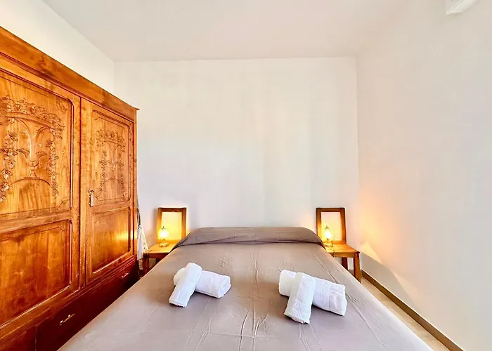 Lejlighed Out Finish Blue Wave Loano